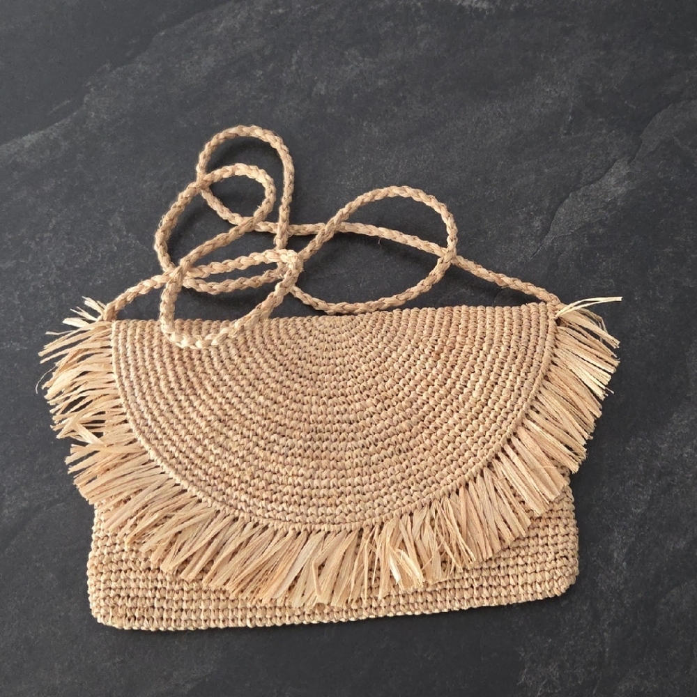 Elegant Tan Woven Clutch with Fringe